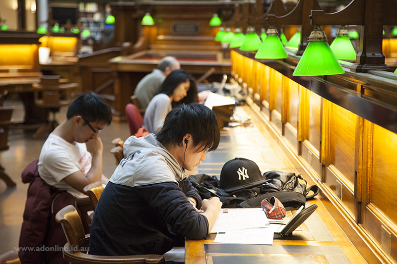 Students studying in the Domed Reading Room.